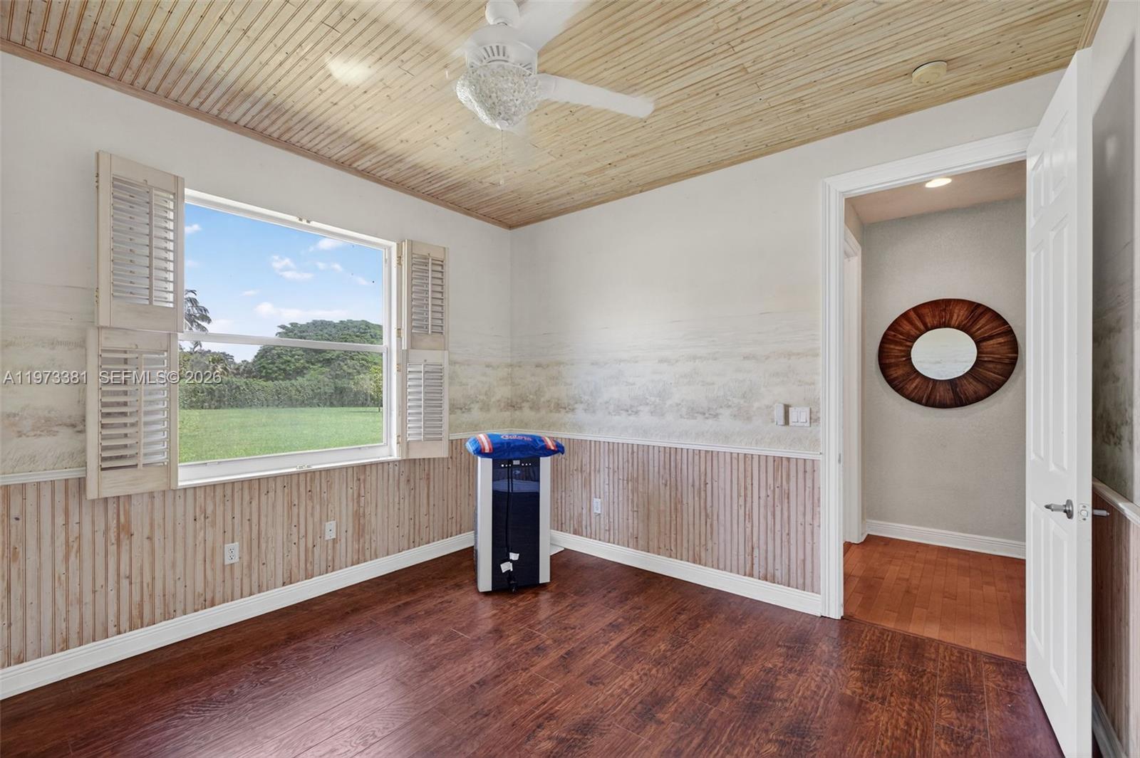 LONG LAKE RANCHES - Residential