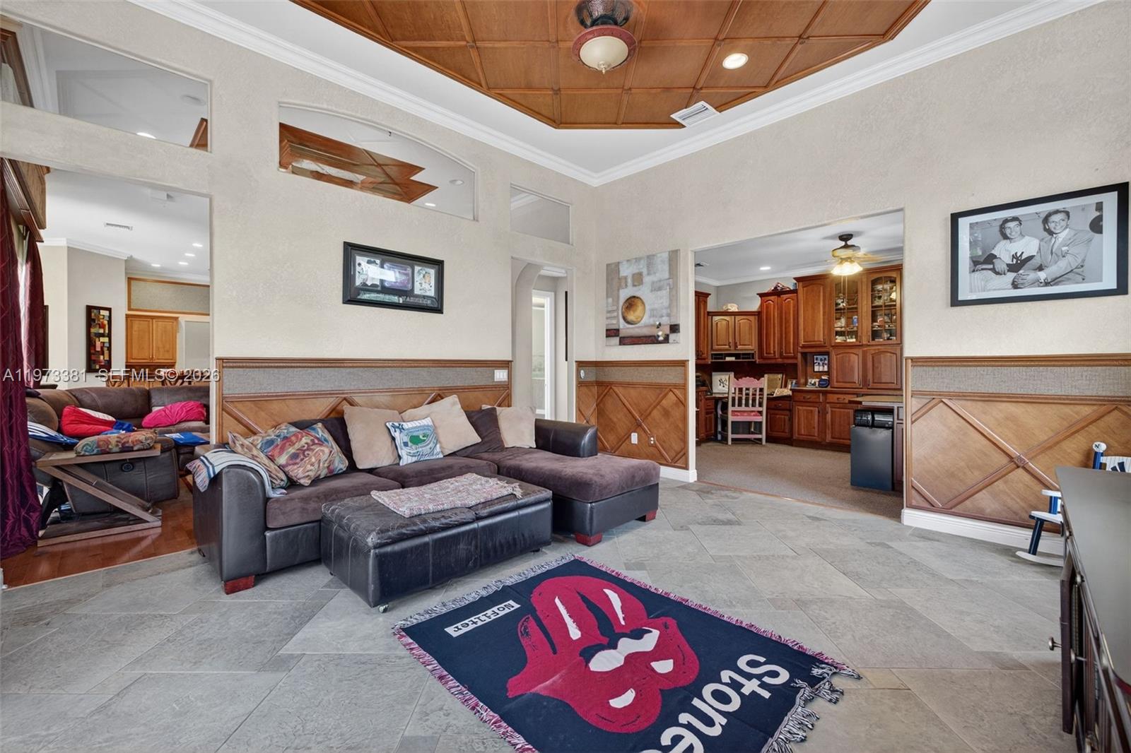 LONG LAKE RANCHES - Residential