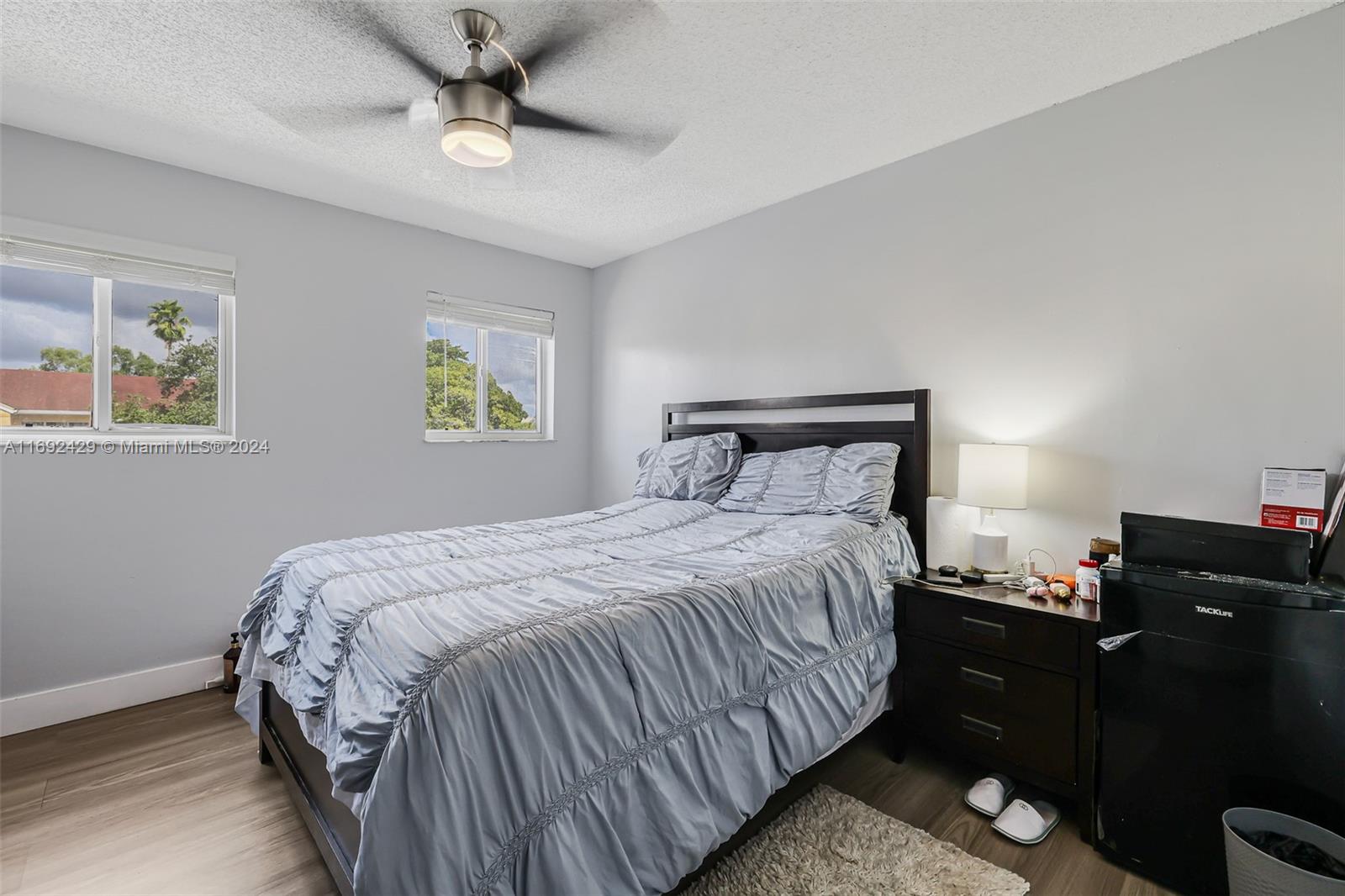 WILLOW WALK OF KENDALL CO - Residential