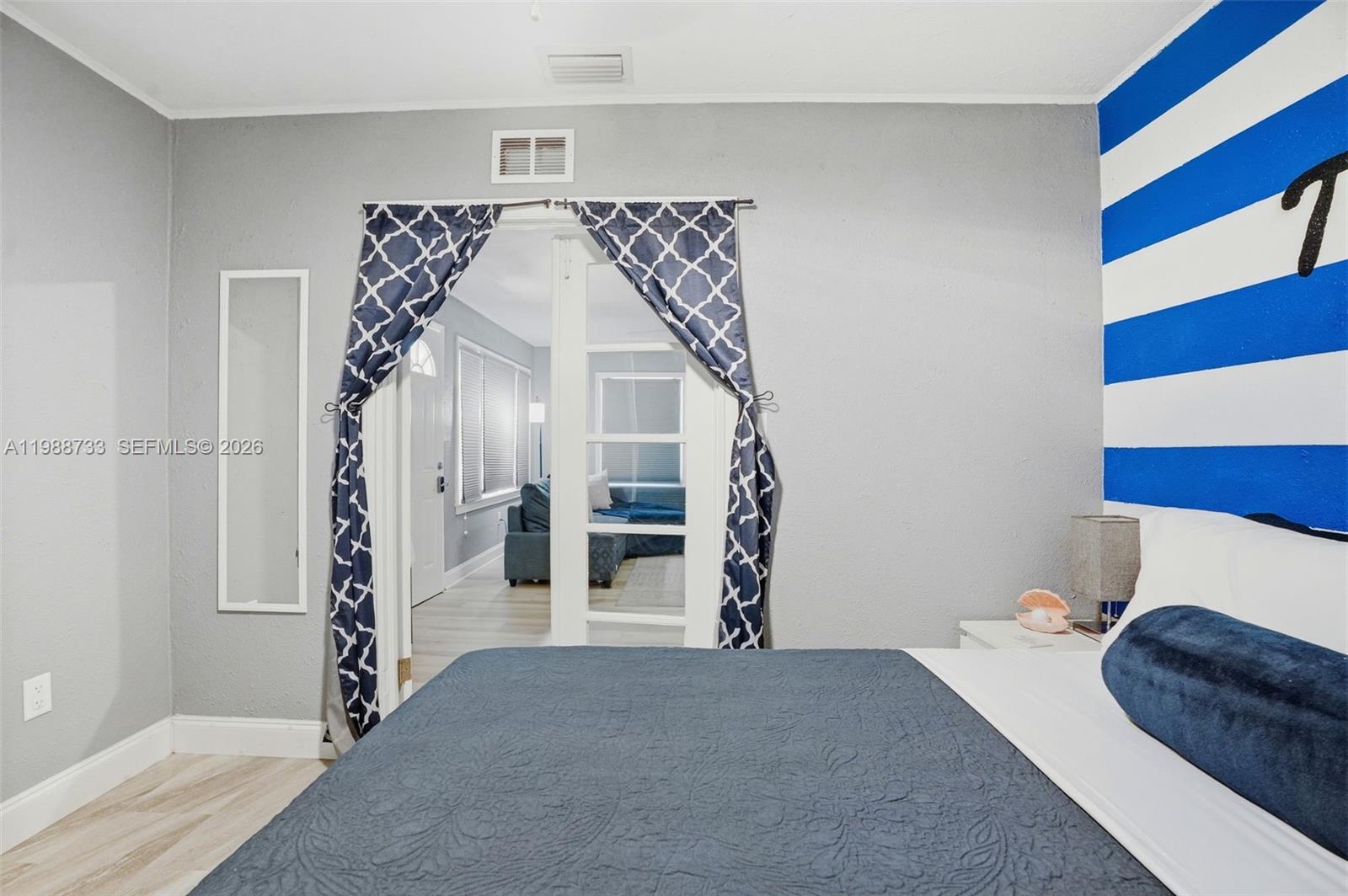 BELLEAIR HIGHLANDS - Residential