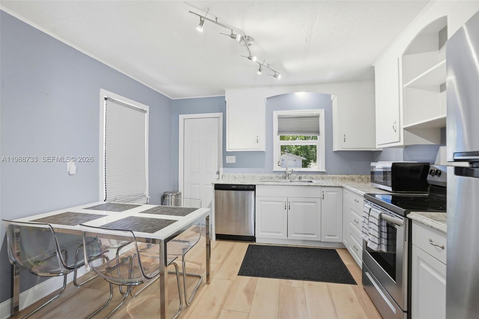 BELLEAIR HIGHLANDS - Residential