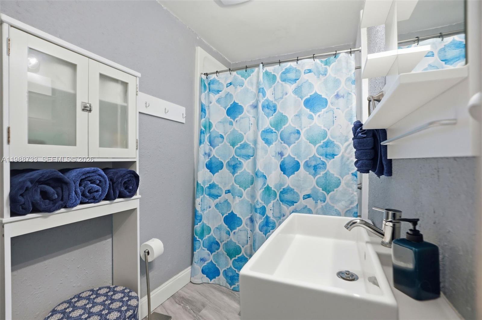 BELLEAIR HIGHLANDS - Residential