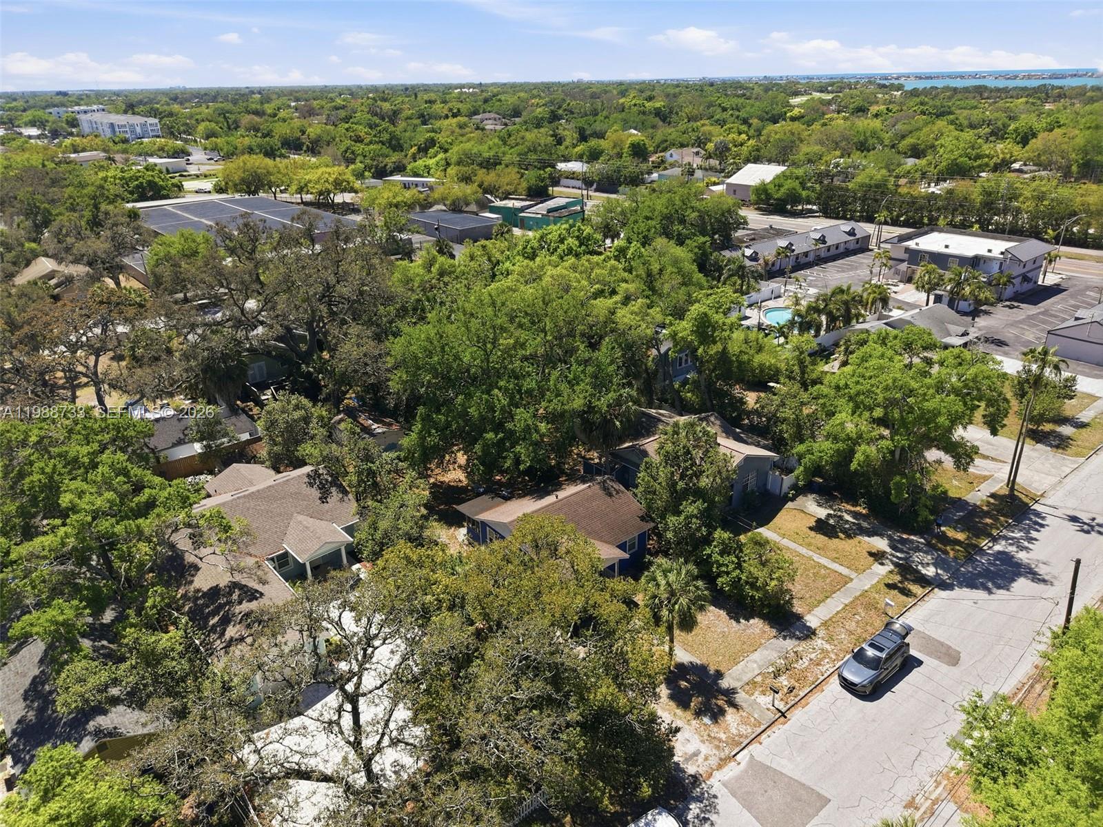 BELLEAIR HIGHLANDS - Residential