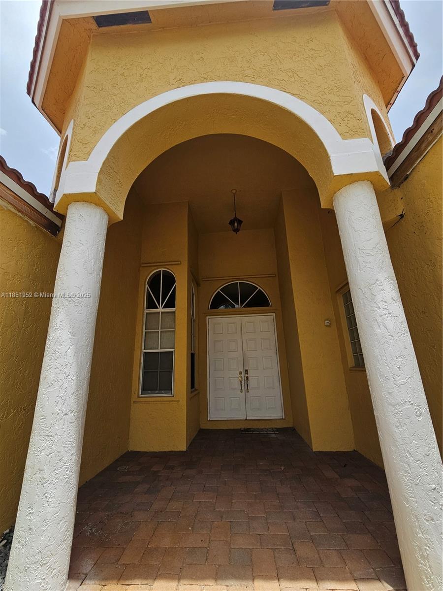 18951 SW 30 Street