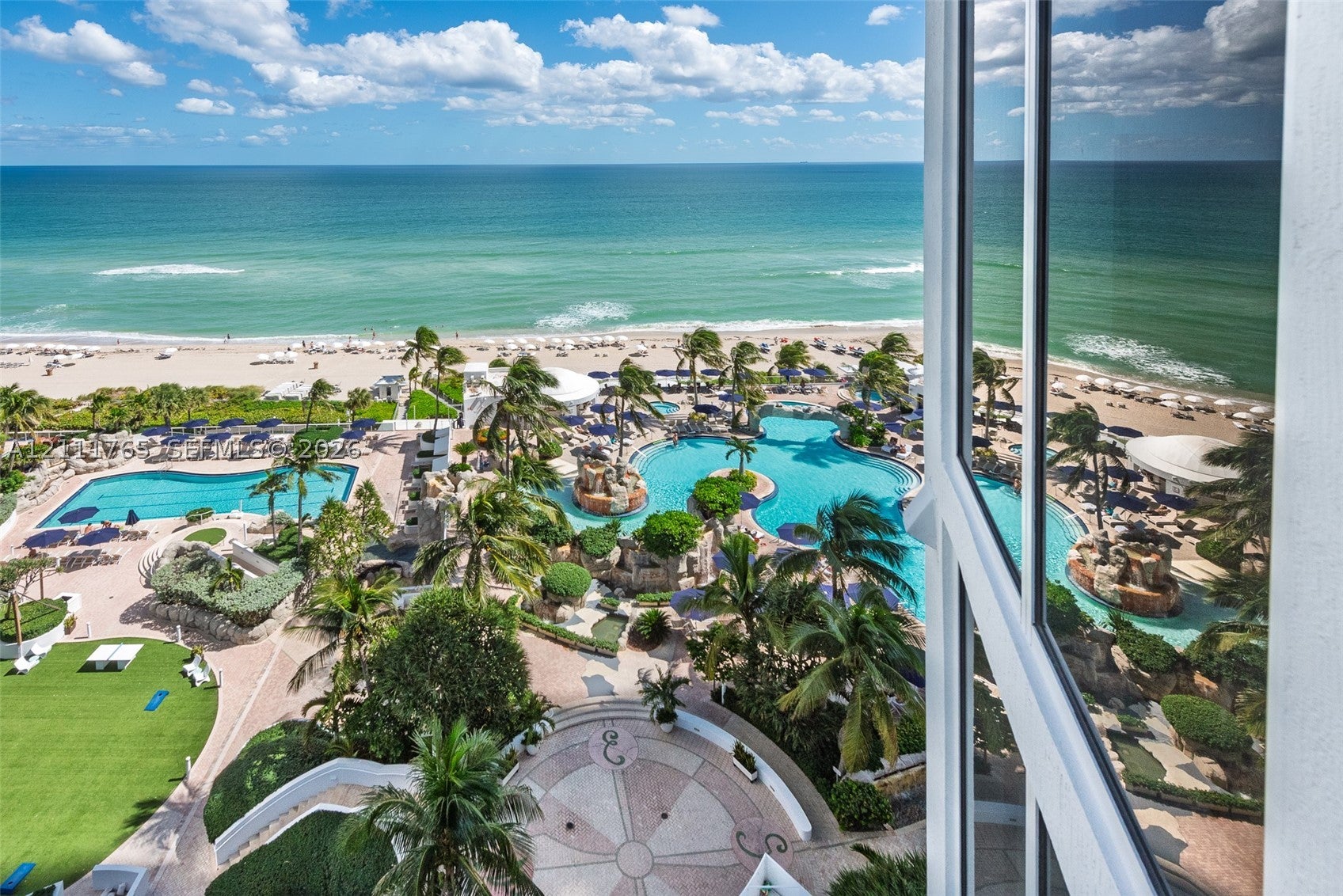 18001 Collins Ave 1005