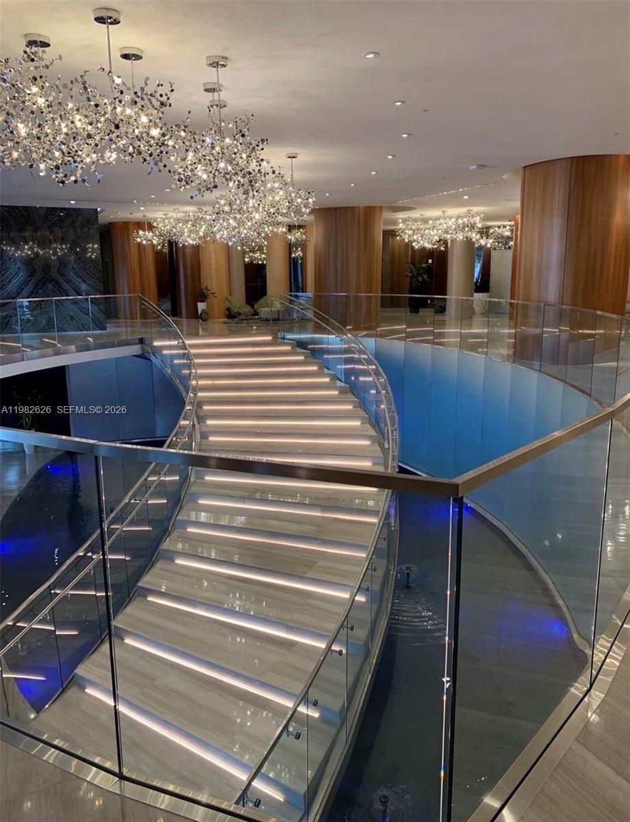 ARIA ON THE BAY CONDO - Residential