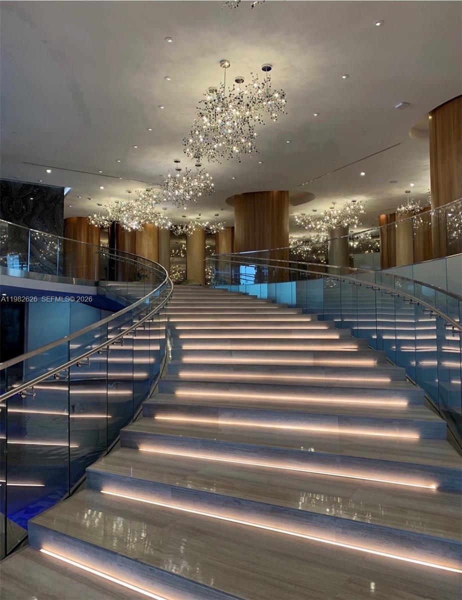 ARIA ON THE BAY CONDO - Residential