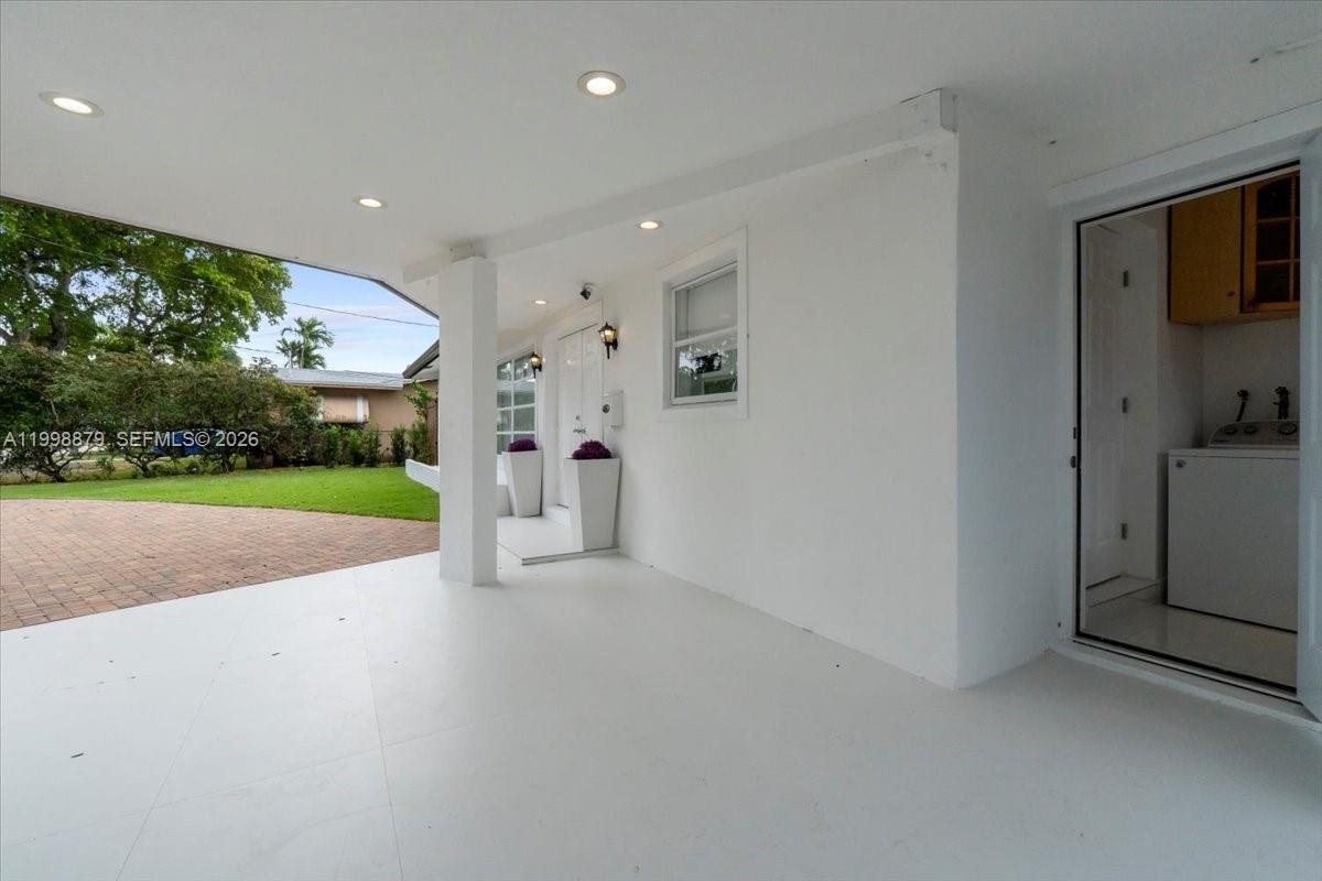 ROYAL PALM ACRES THIRD SE - Residential