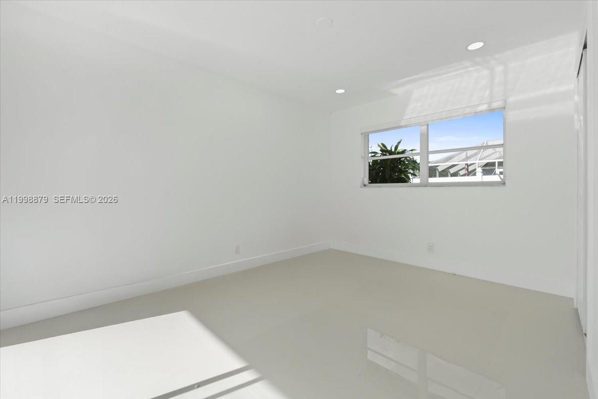 ROYAL PALM ACRES THIRD SE - Residential