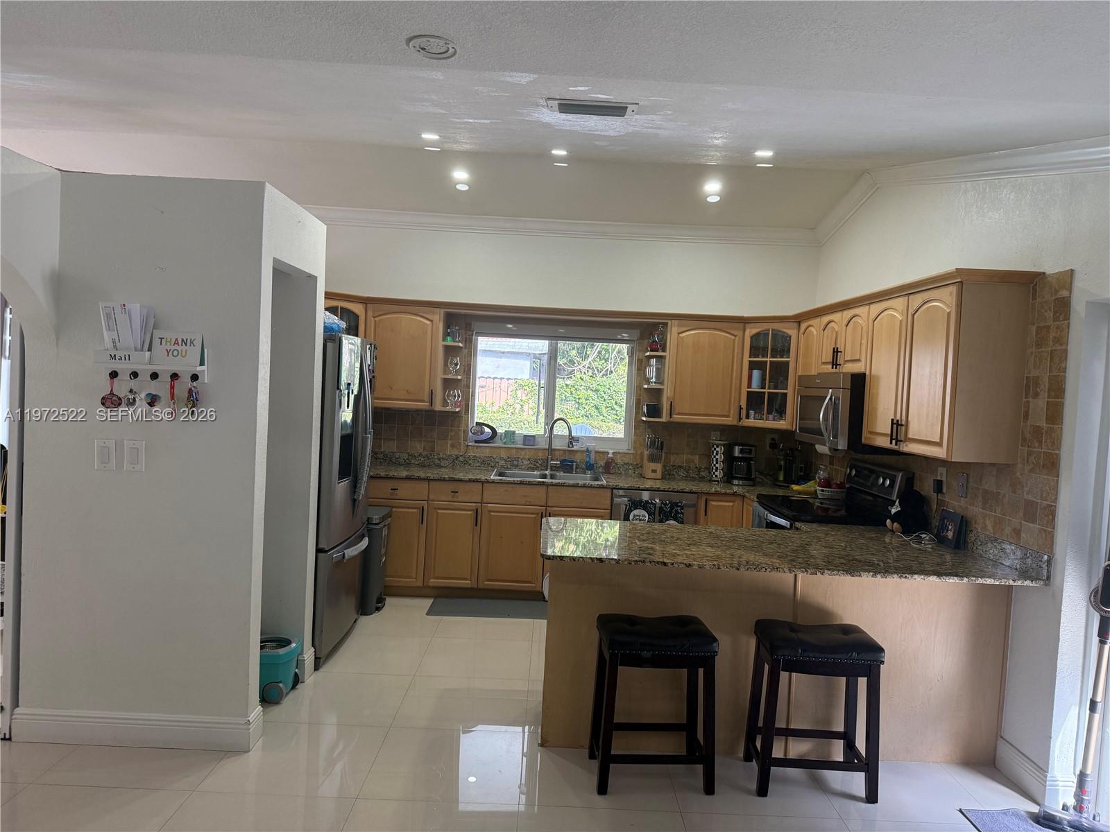 COUNTRY LAKE MANORS SEC 3 - Residential