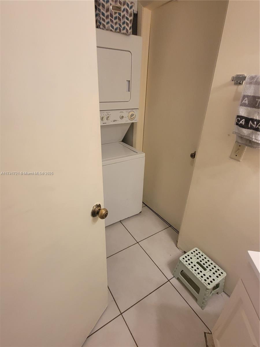 VERABELLA FALLS CONDO - Residential