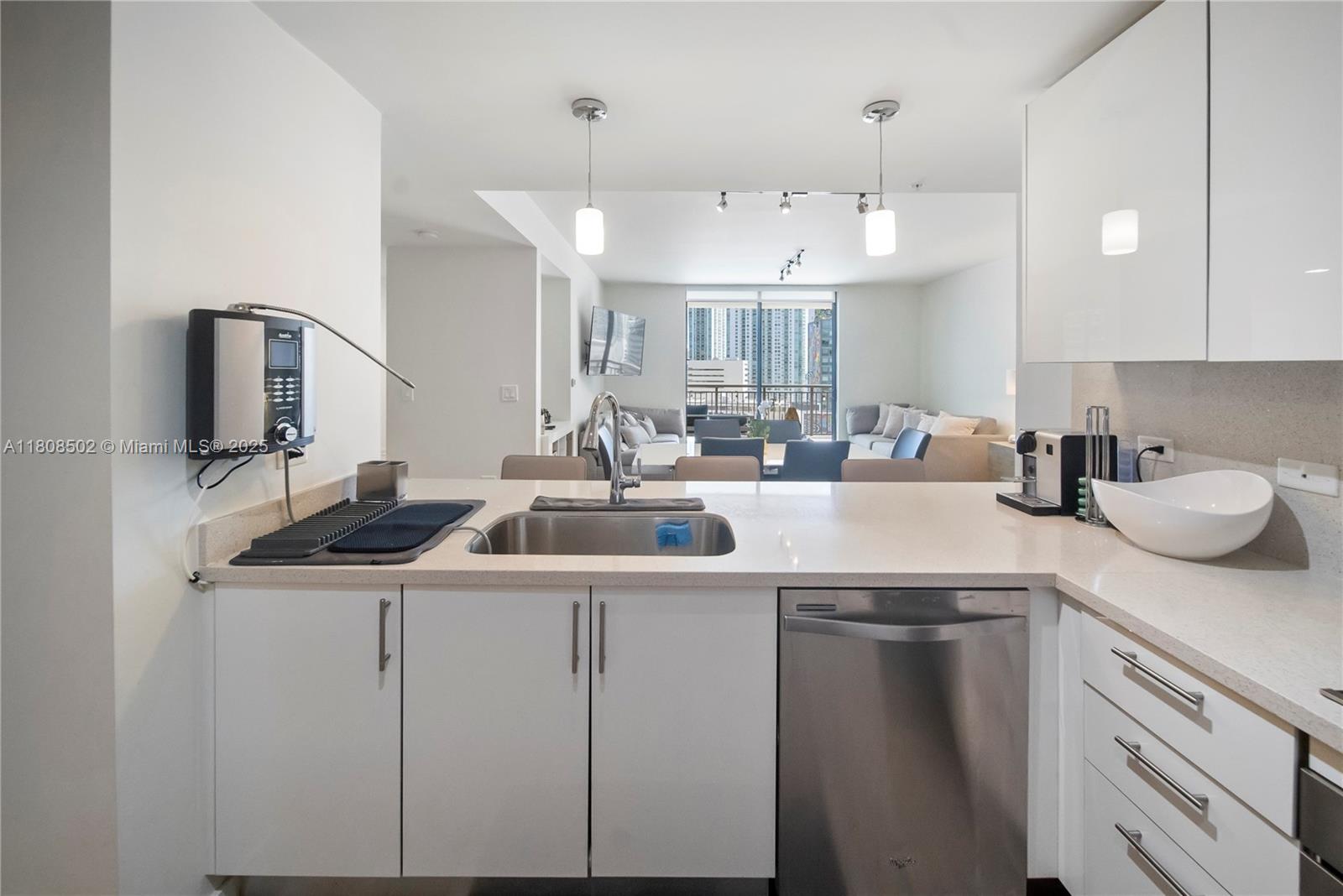 NINE AT MARY BRICKELL VIL - Residential