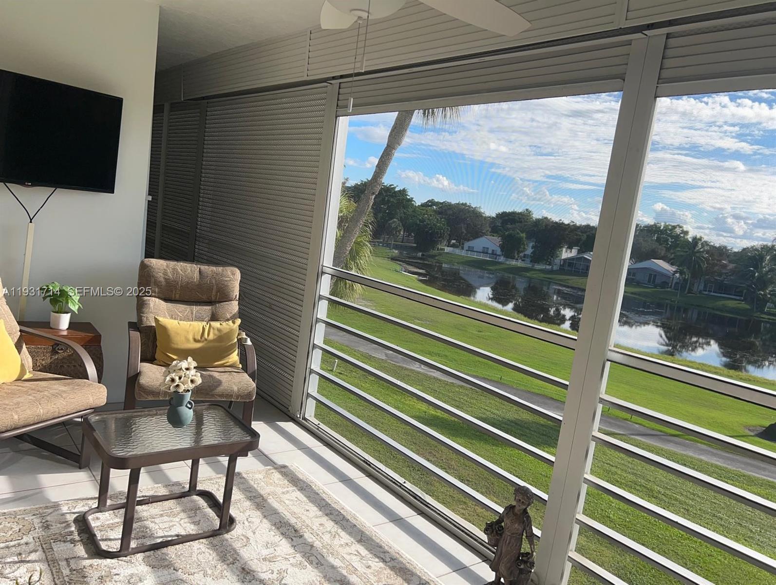 NO 99 PALM-AIRE COUNTRY C - Residential