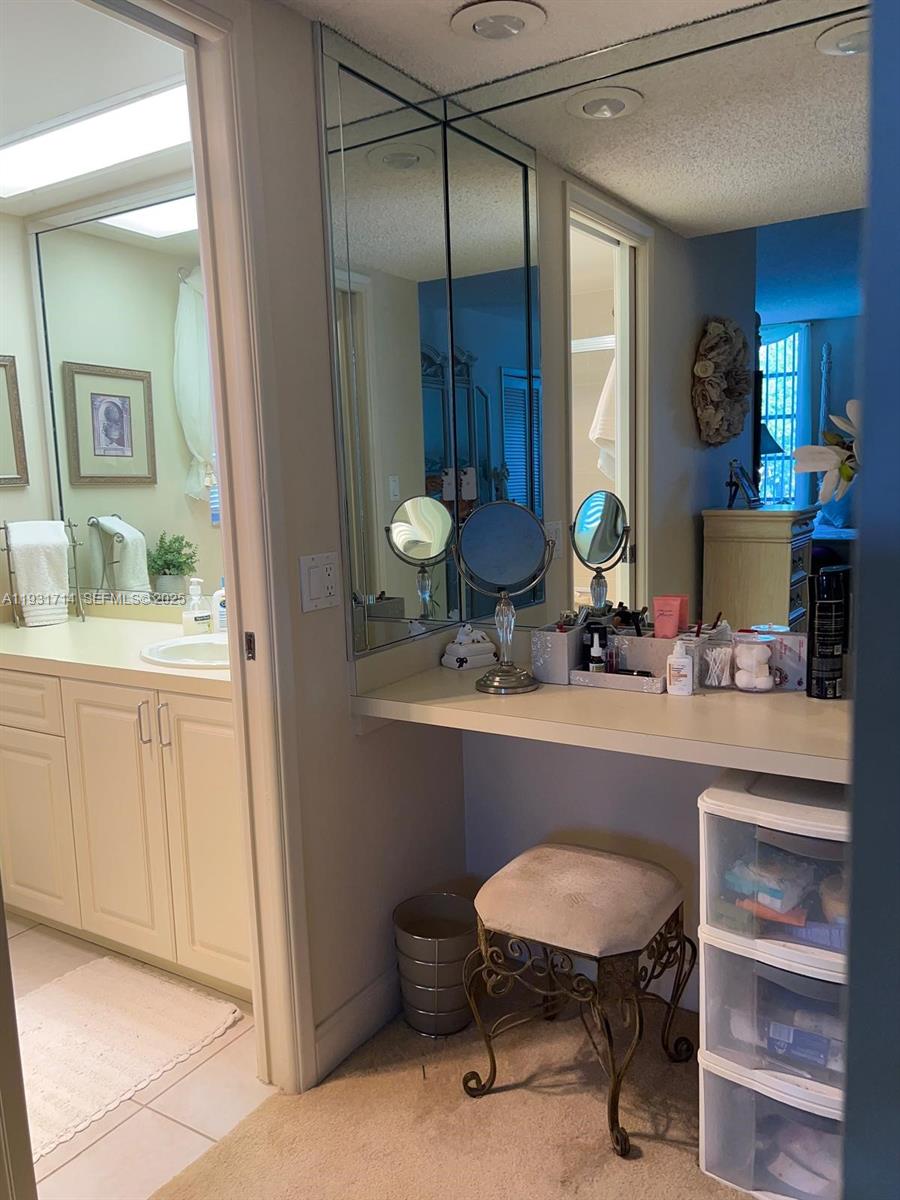 NO 99 PALM-AIRE COUNTRY C - Residential