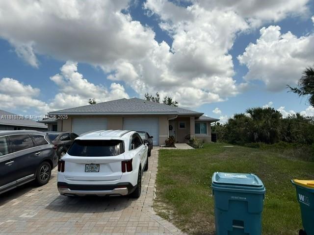 Investment!! with one side tenant.($1750) This 2526 square foot multi family home has 6 bedrooms and 4.0 bathrooms.
? Why Investing in a Multifamily Property in Port Charlotte, Florida is a Good Idea? Investing in a multifamily property in Port Charlotte, FL can be a smart and profitable decision.
? 1. Growing Real Estate Market
• Influx of new residents (retirees, families, remote workers).
• Affordable housing compared to other parts of Florida.
• Proximity to larger cities like Fort Myers and Sarasota.
? 2. Strong Rental Income Potential
Multifamily properties generate multiple rental streams from a single investment.
?3. Tax Advantages.
?4. Quality of Life Attracts Tenants
?5. Appreciation Potential