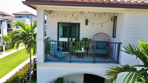 Tiny photo for 4718 NW 83rd Pkwy, Doral, FL 33166 (MLS # A12026819)