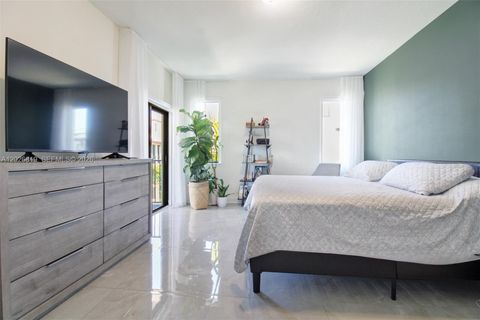Tiny photo for 4718 NW 83rd Pkwy, Doral, FL 33166 (MLS # A12026819)
