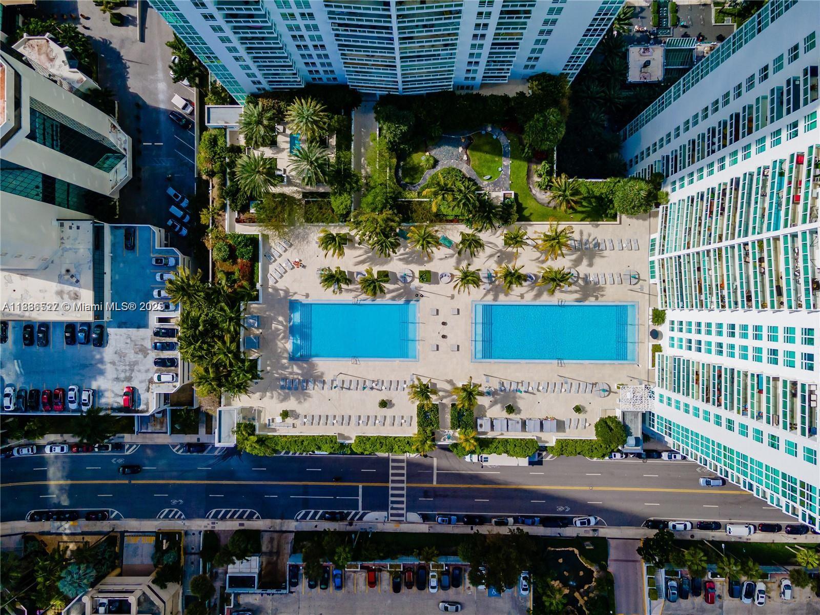 THE PLAZA 901 BRICKELL CO - Residential