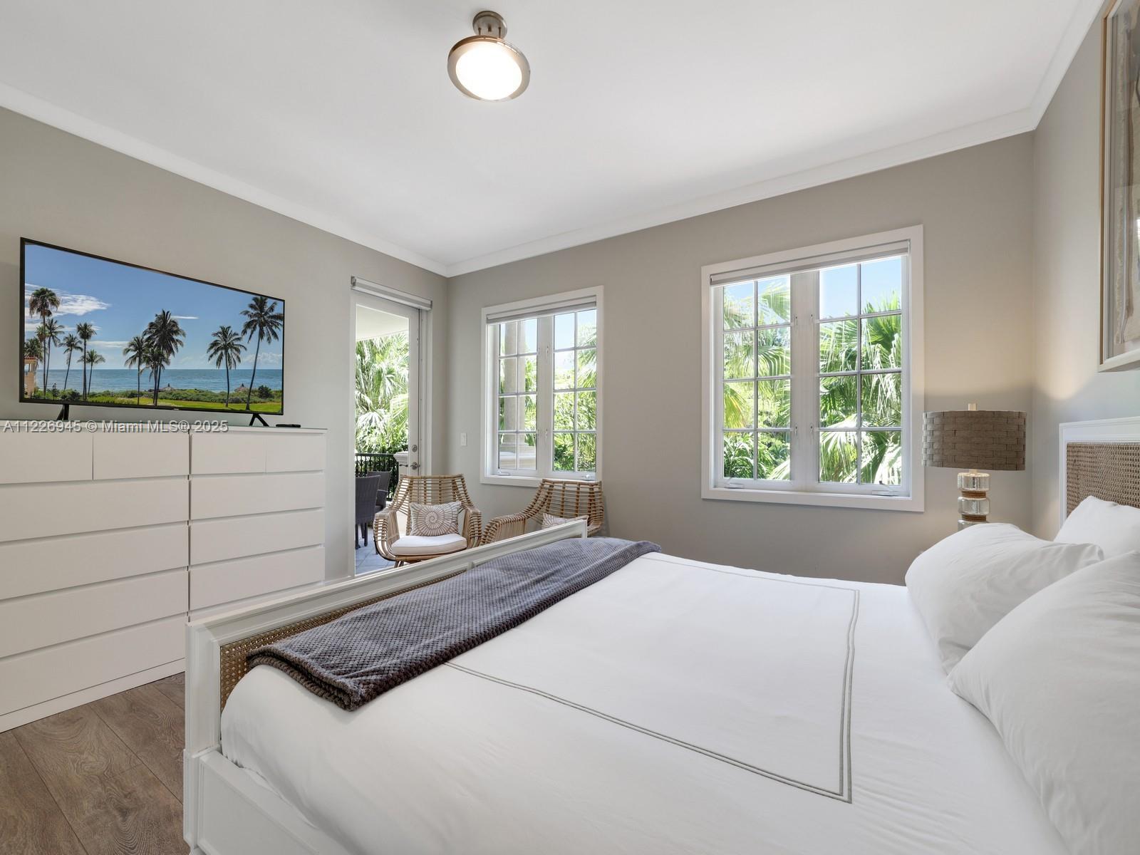 SEASIDE CONDO - Residential
