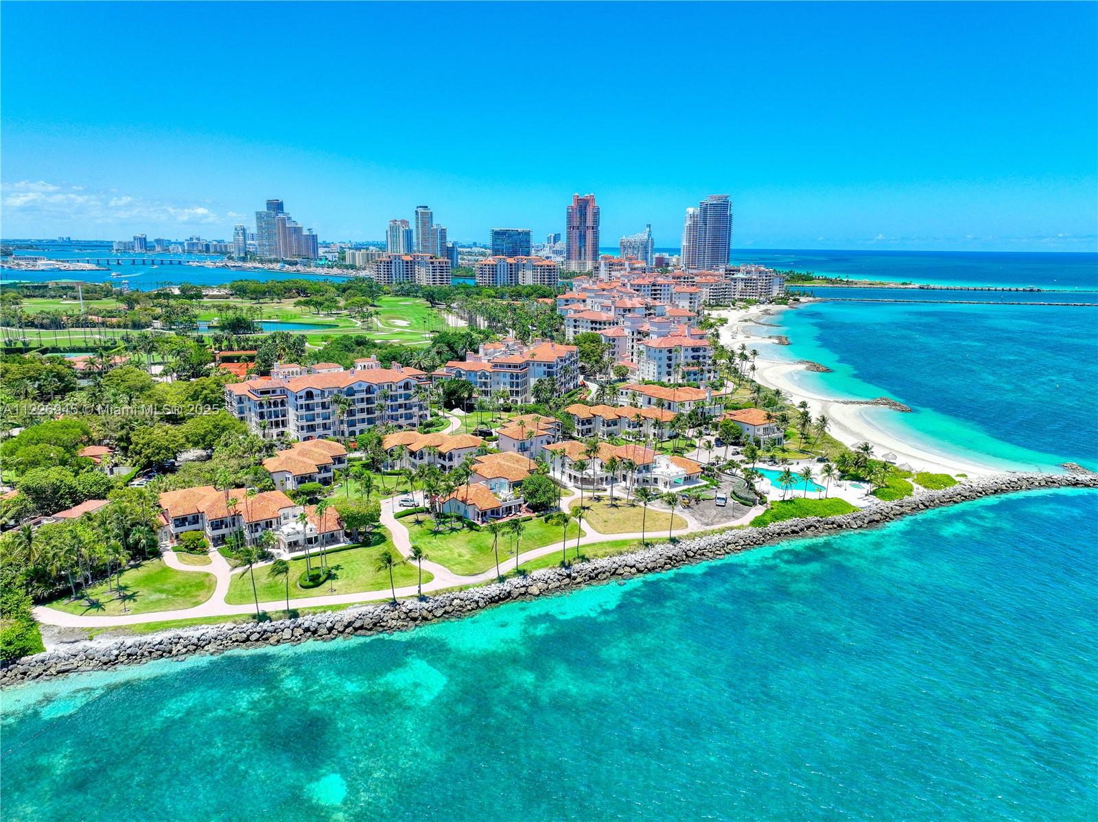 SEASIDE CONDO - Residential