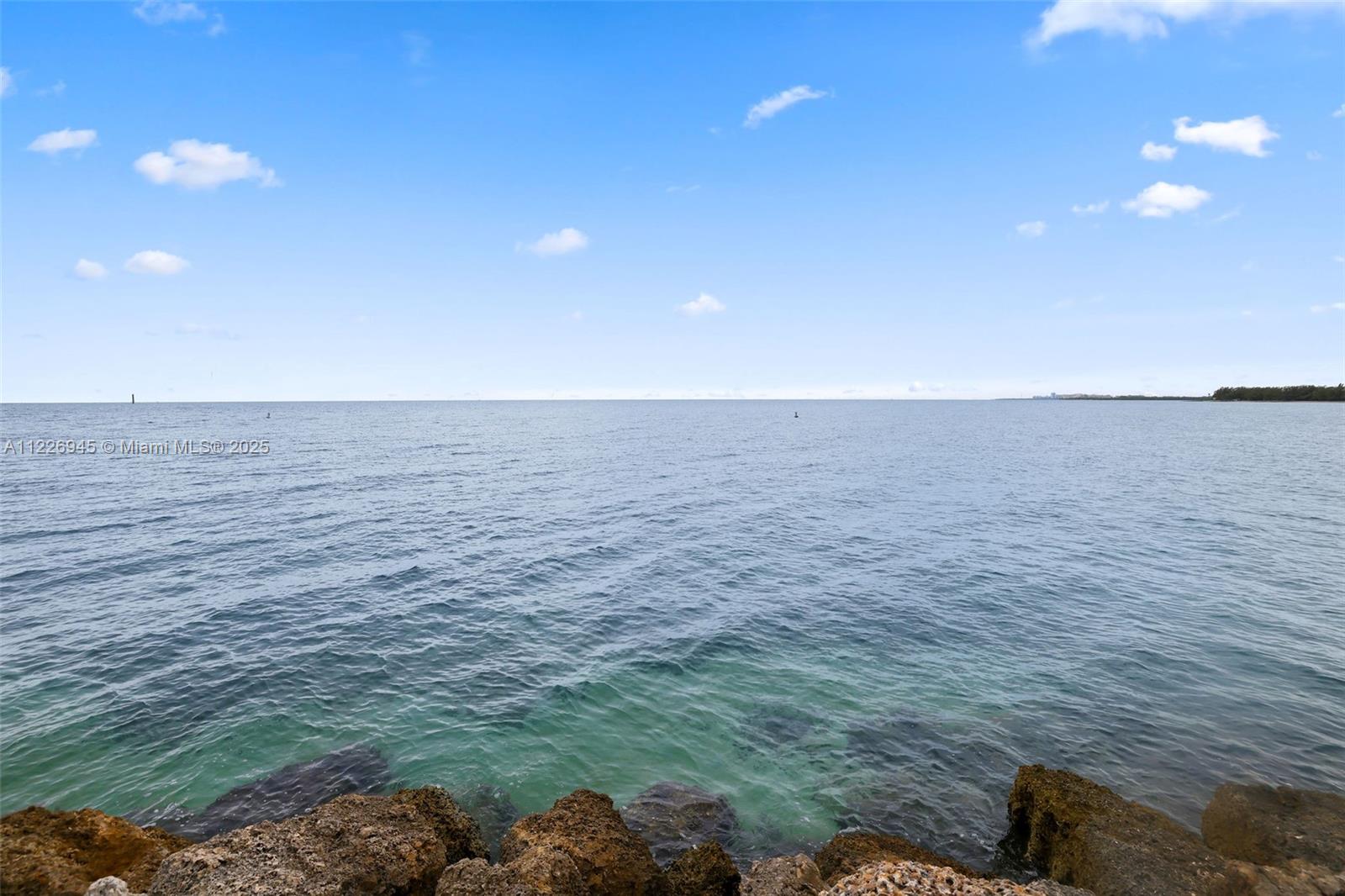 SEASIDE CONDO - Residential