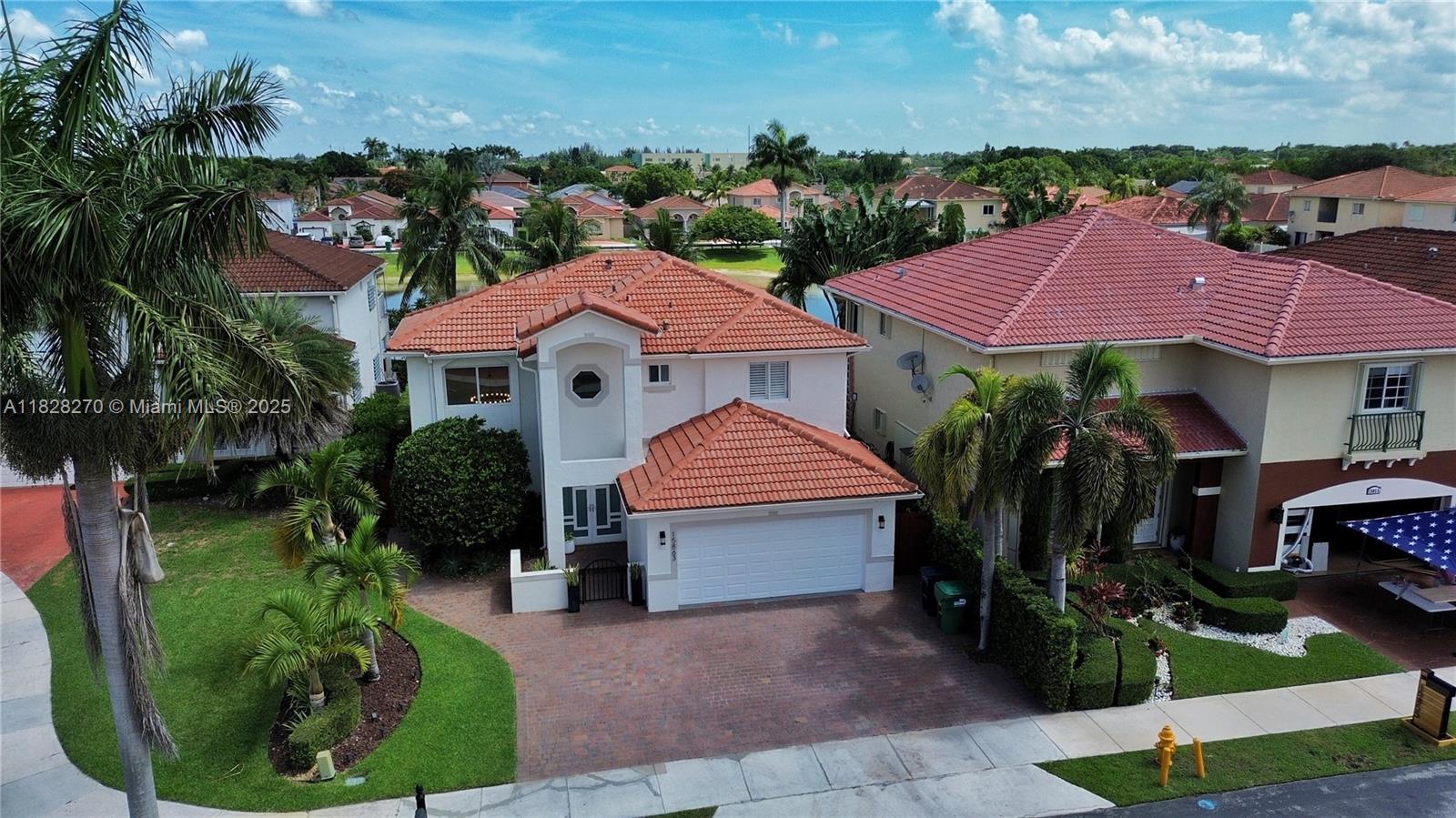 PELICANS POINT AT MILLER - Residential