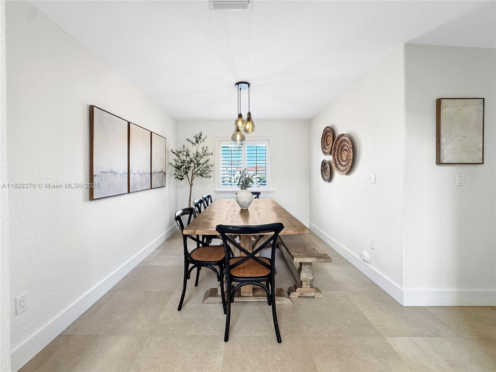 PELICANS POINT AT MILLER - Residential