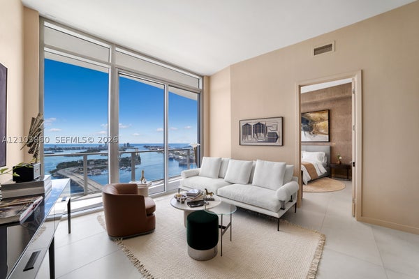 1400 BISCAYNE BLVD UNIT 4902, MIAMI, FL 33132 - Image ca4f7d21ccdbd23d9a0631d27ba7be40/1565260869