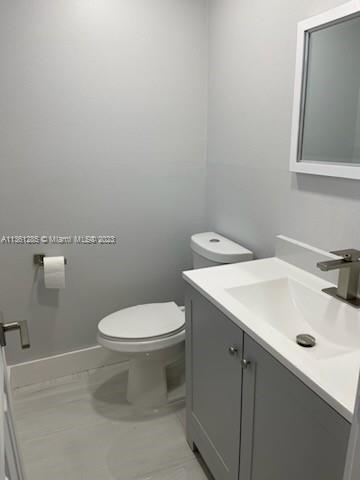 CORAL REEF TOWNHOUSES COND - Residential Lease