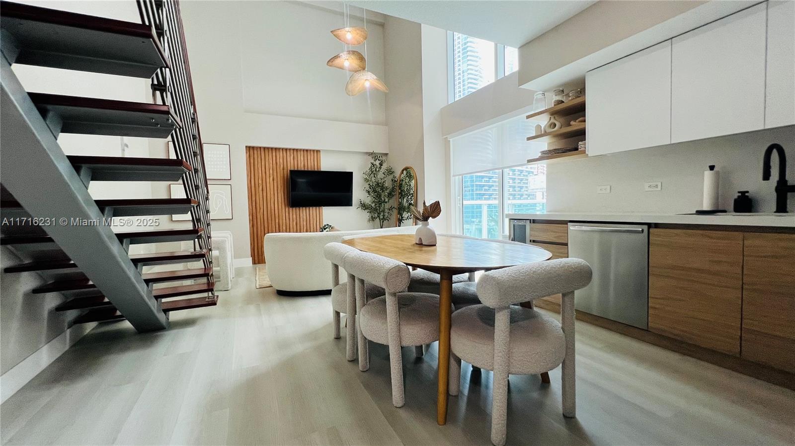 BRICKELL ON THE RIVER S T - Residential