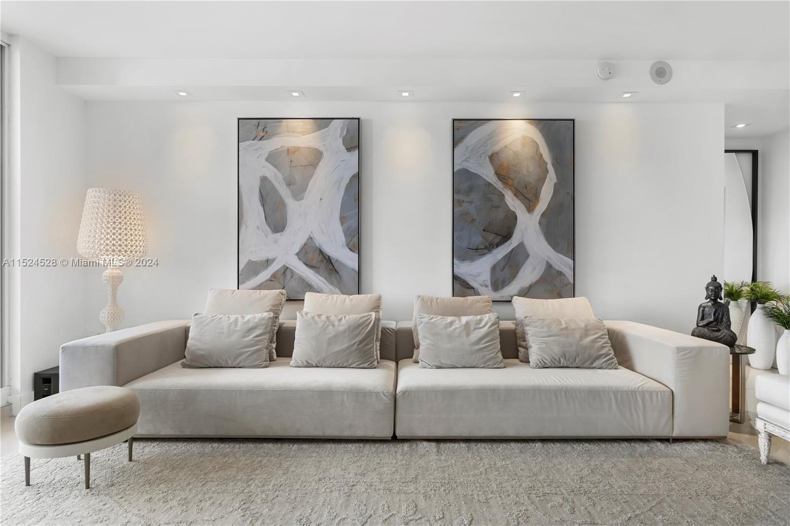 CLUB TOWER THREE CONDO - Residential