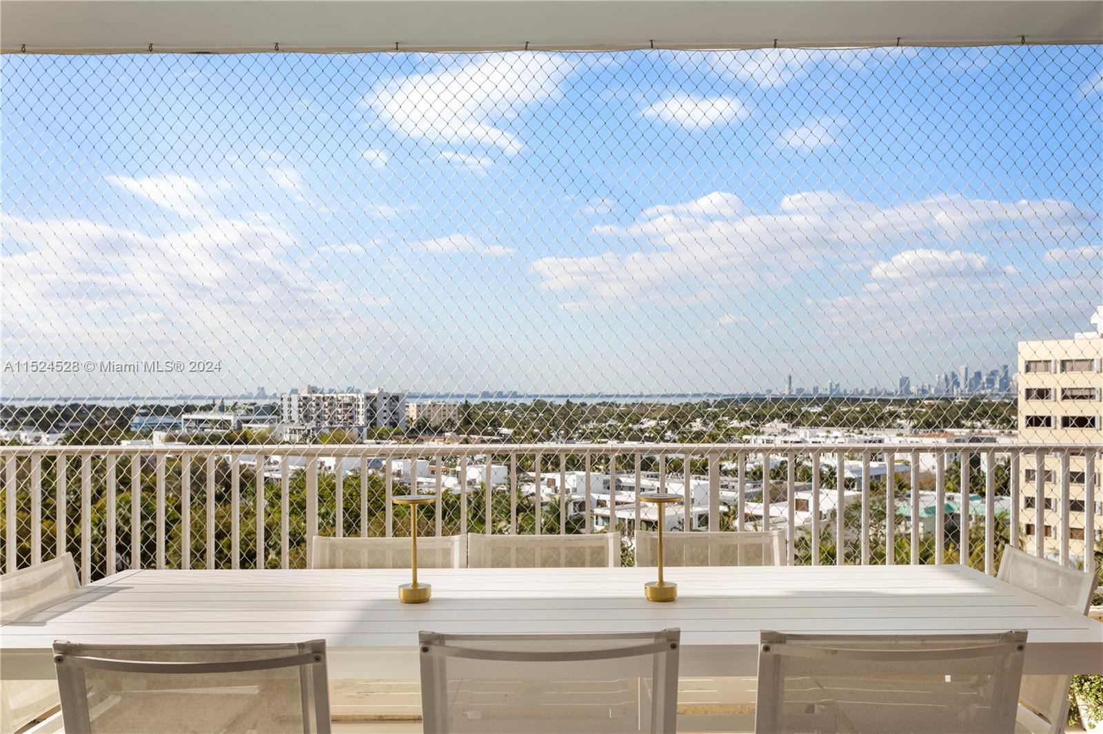 CLUB TOWER THREE CONDO - Residential