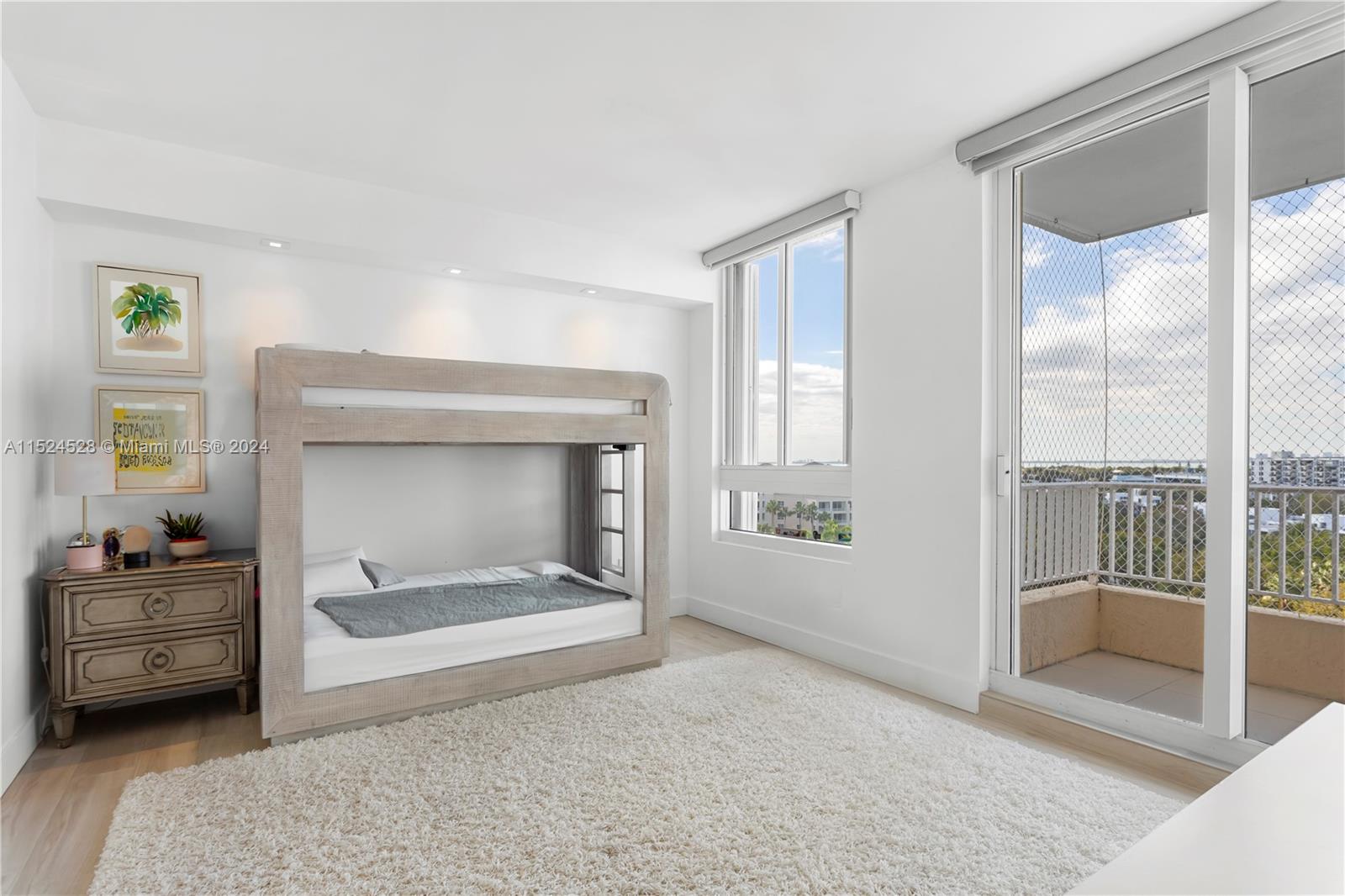 CLUB TOWER THREE CONDO - Residential