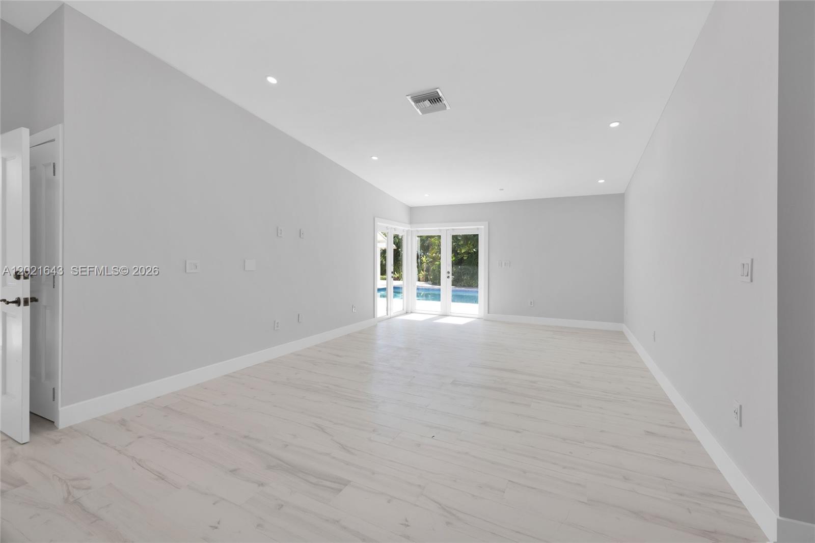 COCOPLUM SEC 1 - Residential