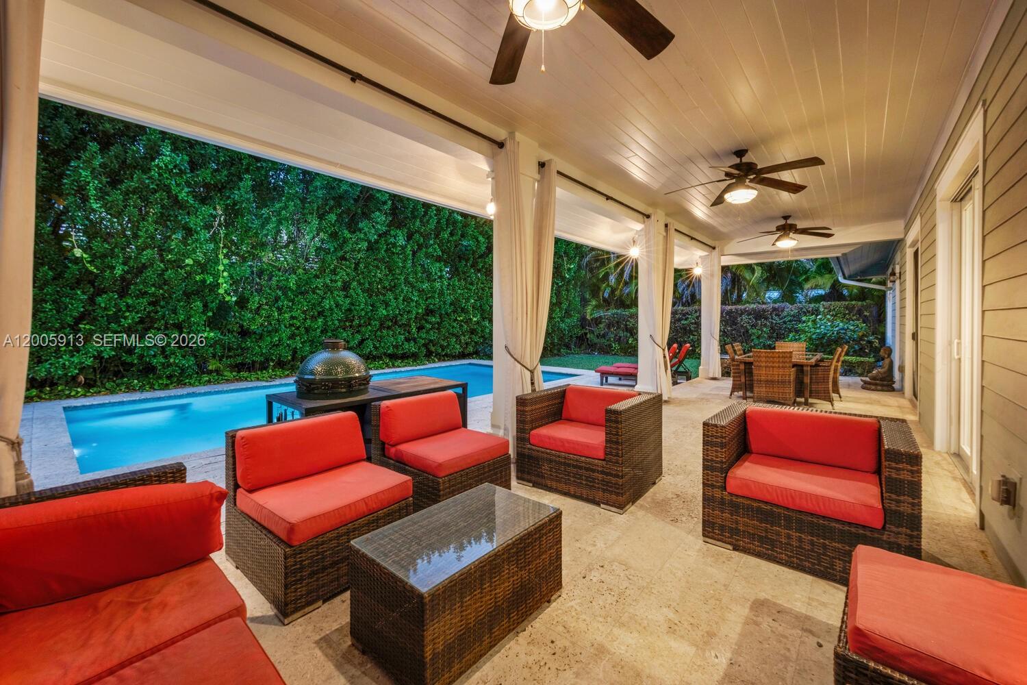 BEVERLY GARDENS - Residential