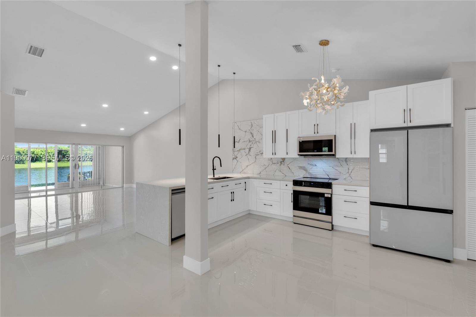 EMERALD POINTE 2 - Residential