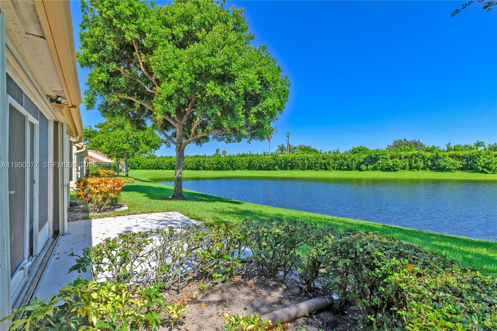 EMERALD POINTE 2 - Residential