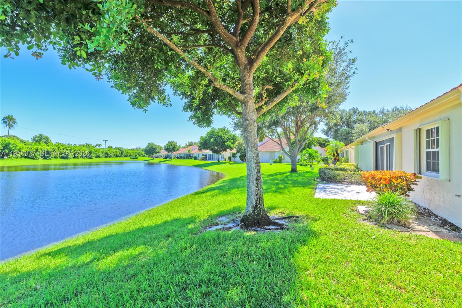 EMERALD POINTE 2 - Residential