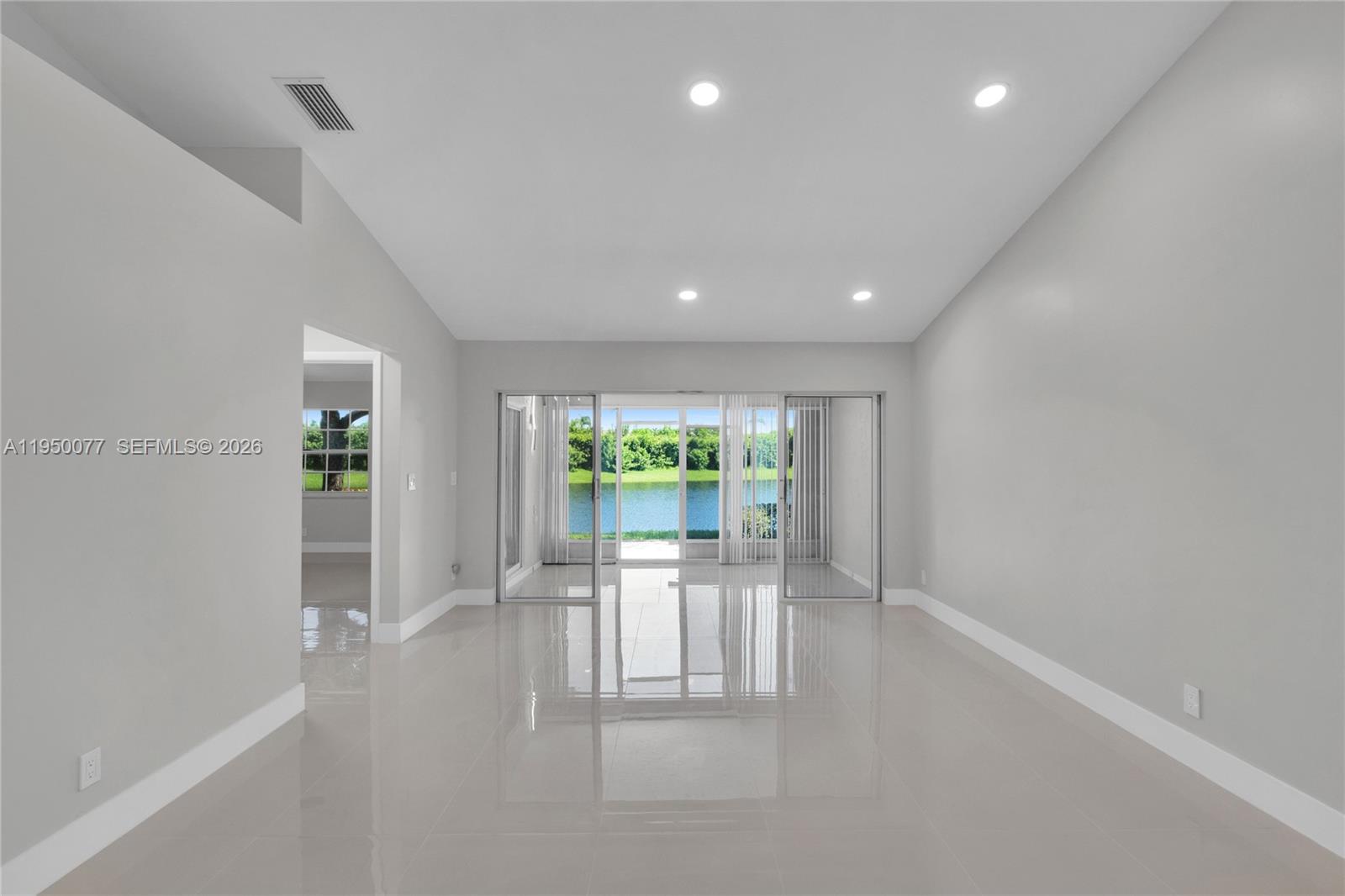 EMERALD POINTE 2 - Residential