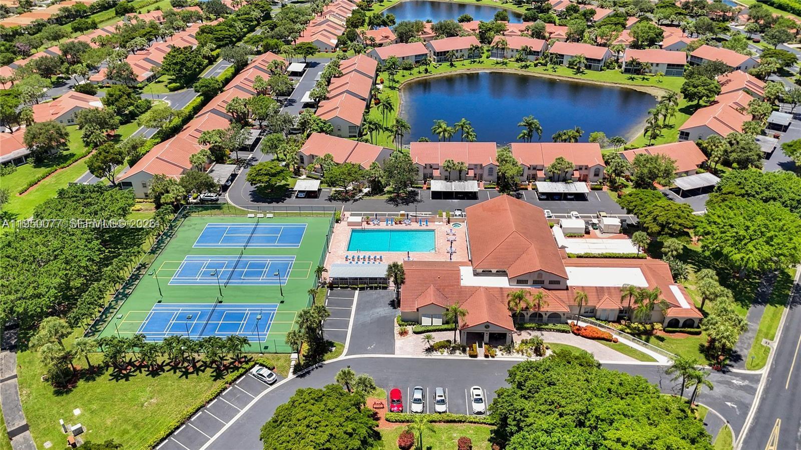 EMERALD POINTE 2 - Residential