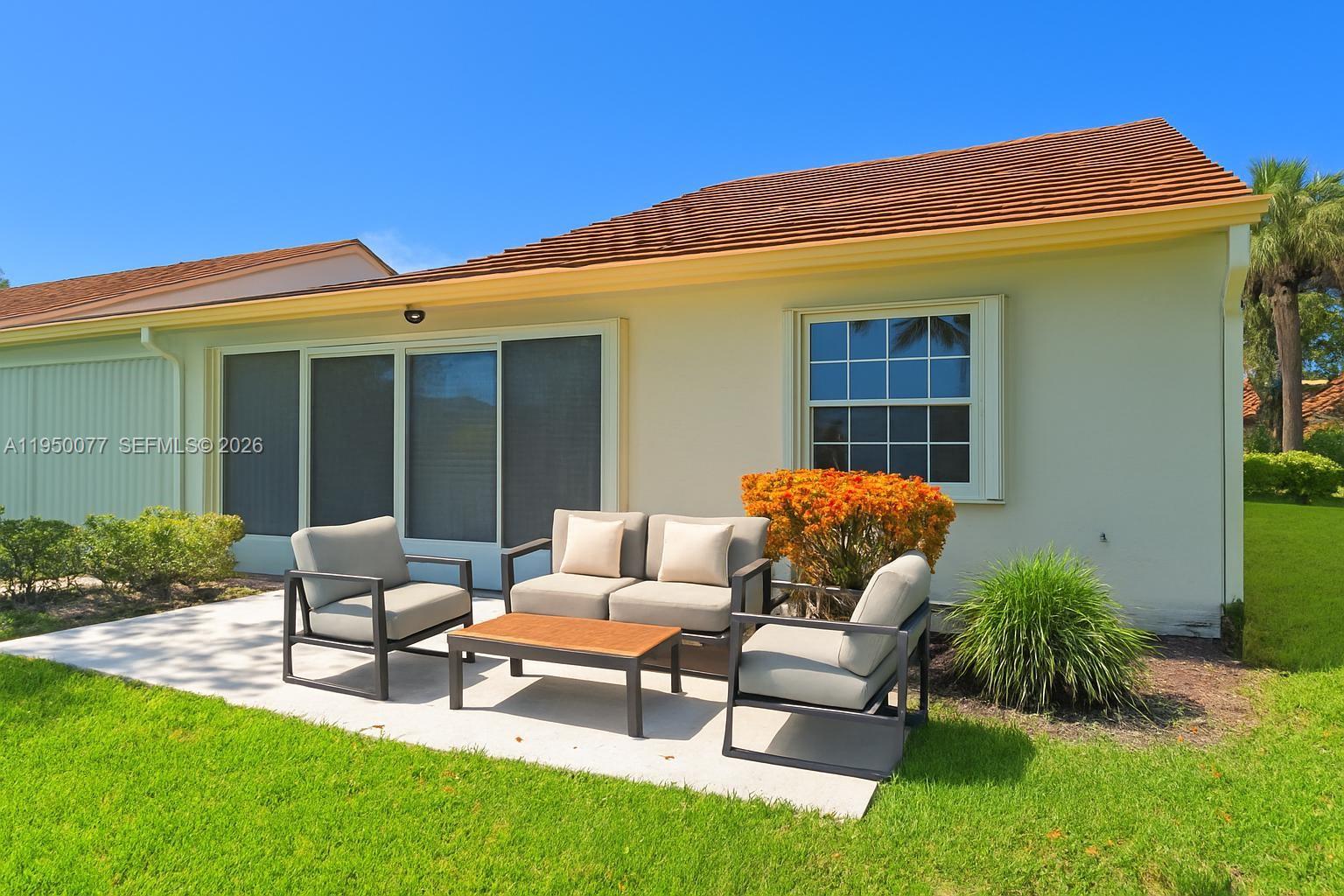 EMERALD POINTE 2 - Residential