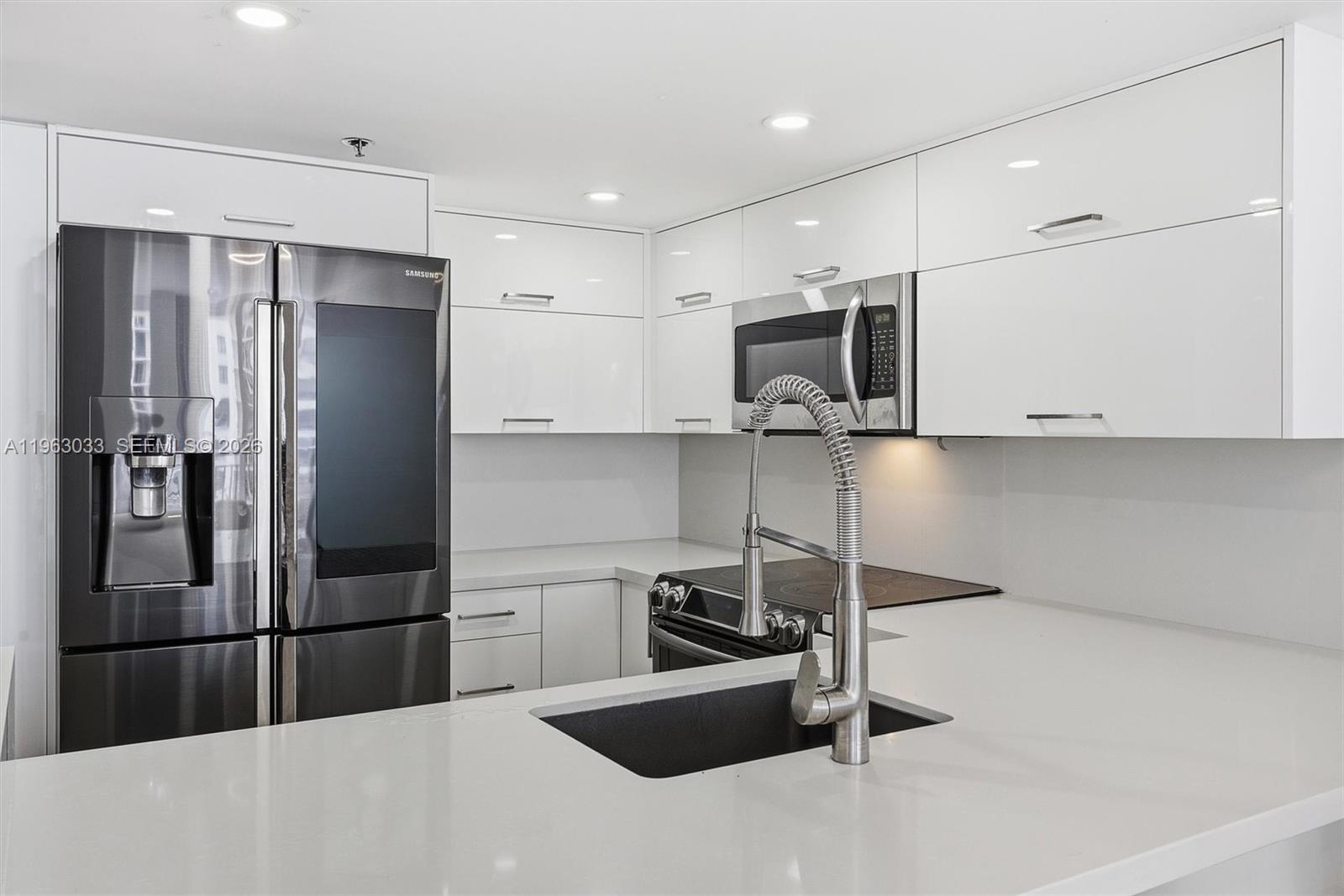 BRICKELL KEY II CONDO - Residential