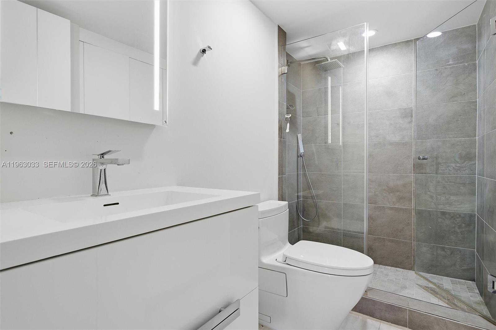 BRICKELL KEY II CONDO - Residential