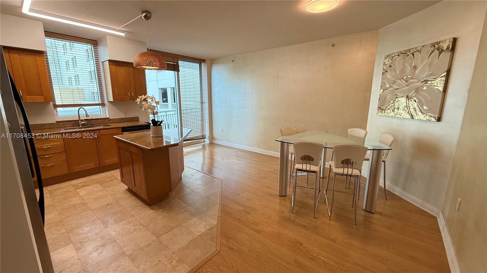 DUO CONDOMINIUM WEST - Residential Lease