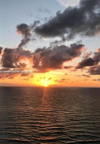 WAVE CONDO - Residential Lease