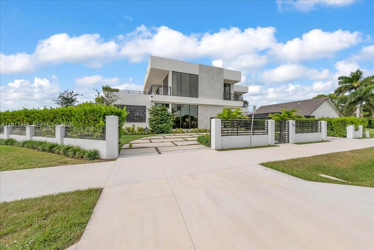 MARCO BEACH UNIT 3 - Residential