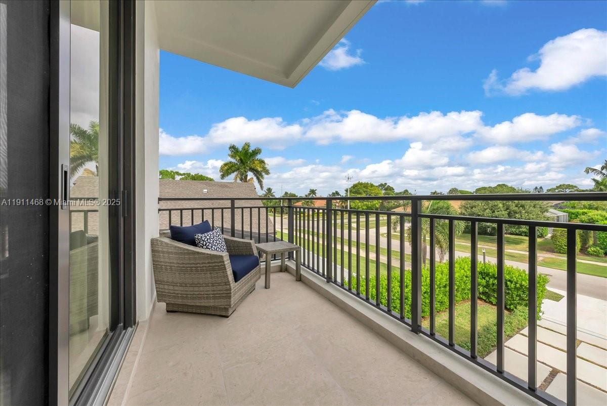 MARCO BEACH UNIT 3 - Residential