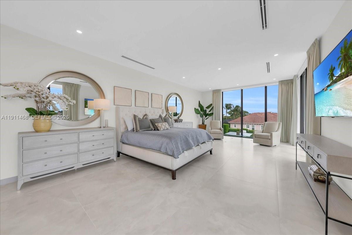 MARCO BEACH UNIT 3 - Residential