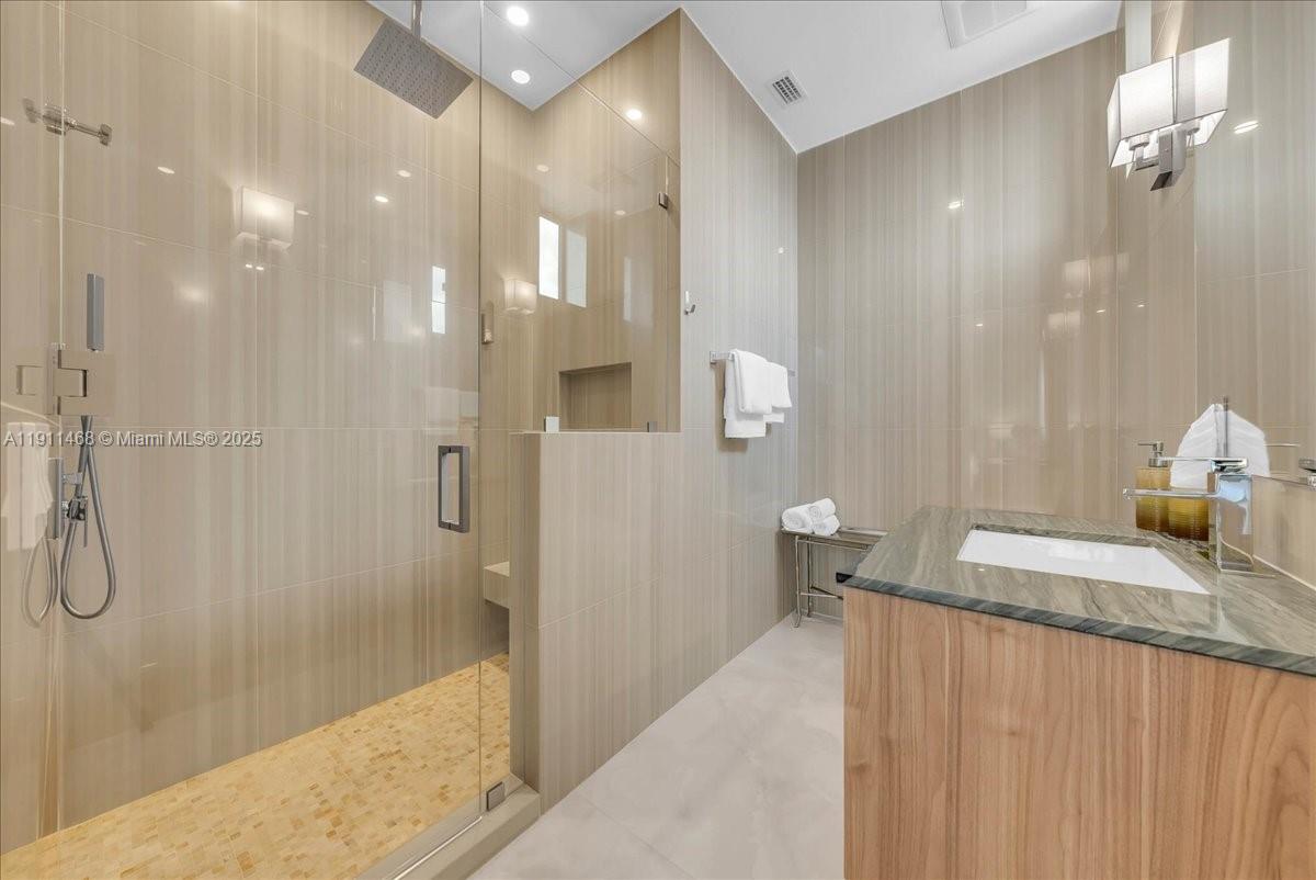 MARCO BEACH UNIT 3 - Residential