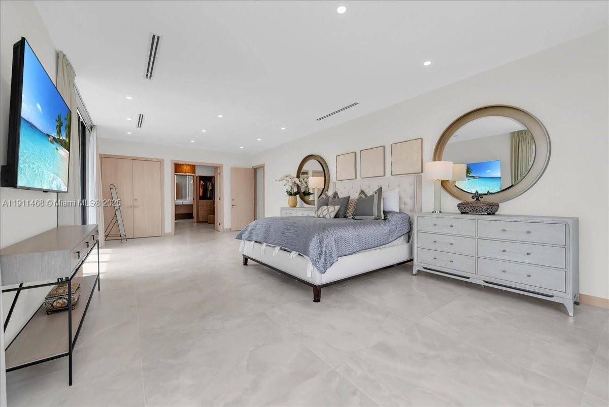 MARCO BEACH UNIT 3 - Residential